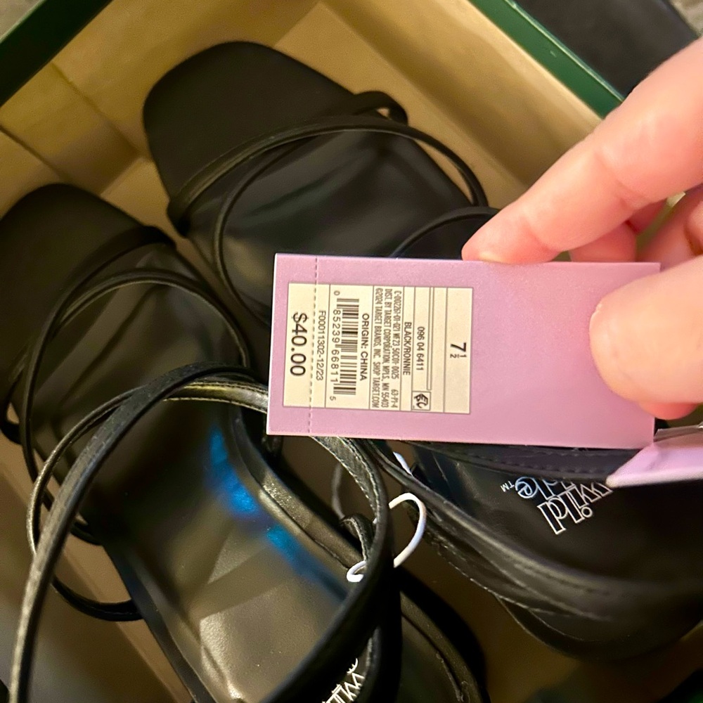 Wild Fable black wedge/heel, Size 7.5